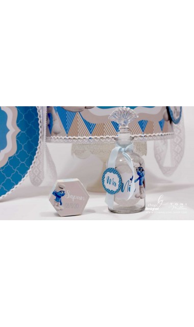 Trusou botez cu strumfii si broderie personalizata in nuante de crem si albastru Bebe Strumf 13